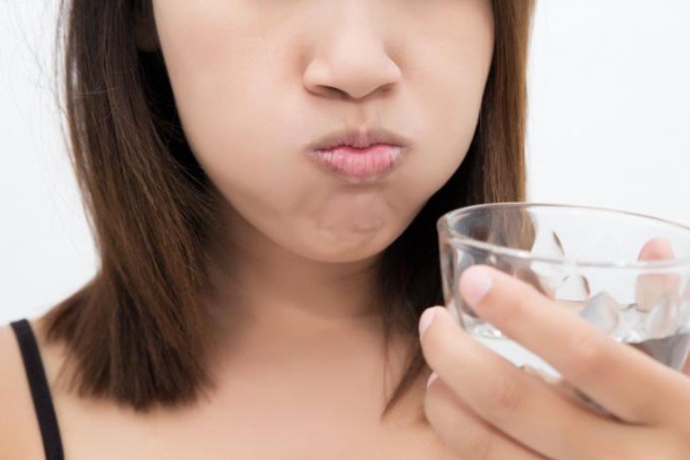 How Oil Pulling Can Help with Receding Gums